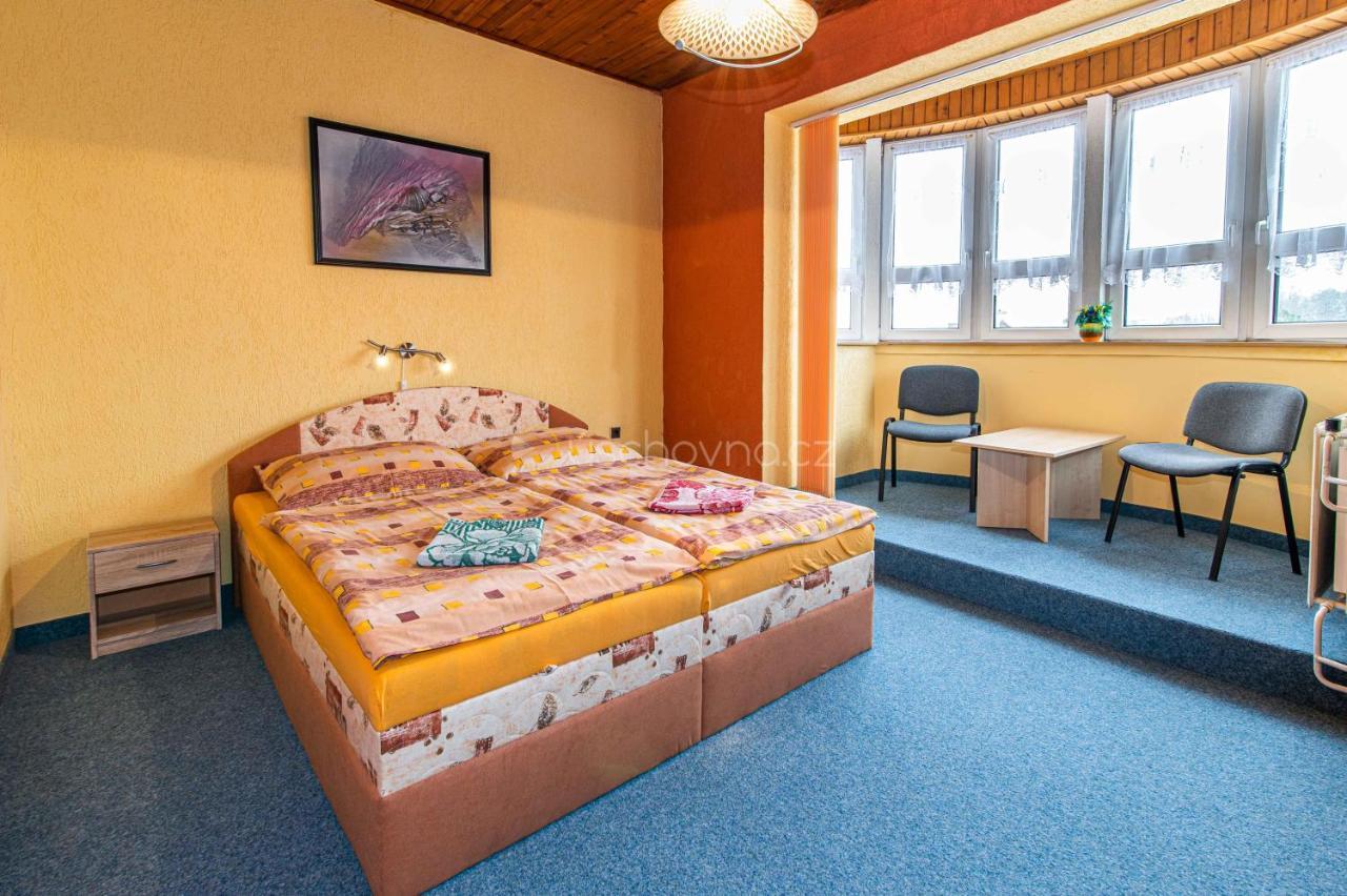 Pension Astoria Klášterec nad Ohří Eksteriør billede